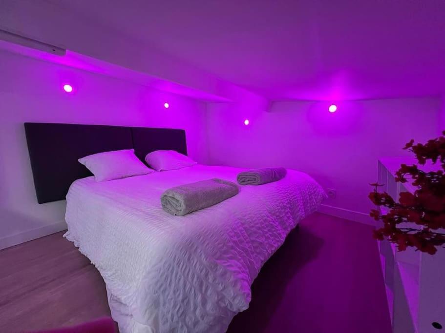 Unique Loft Apartment Located 15 Minutes From The Champs Elysees Saint-Ouen  Esterno foto