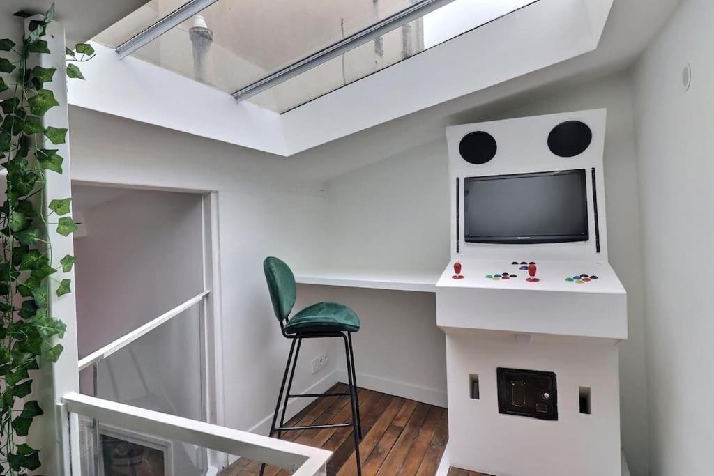 Unique Loft Apartment Located 15 Minutes From The Champs Elysees Saint-Ouen  Esterno foto